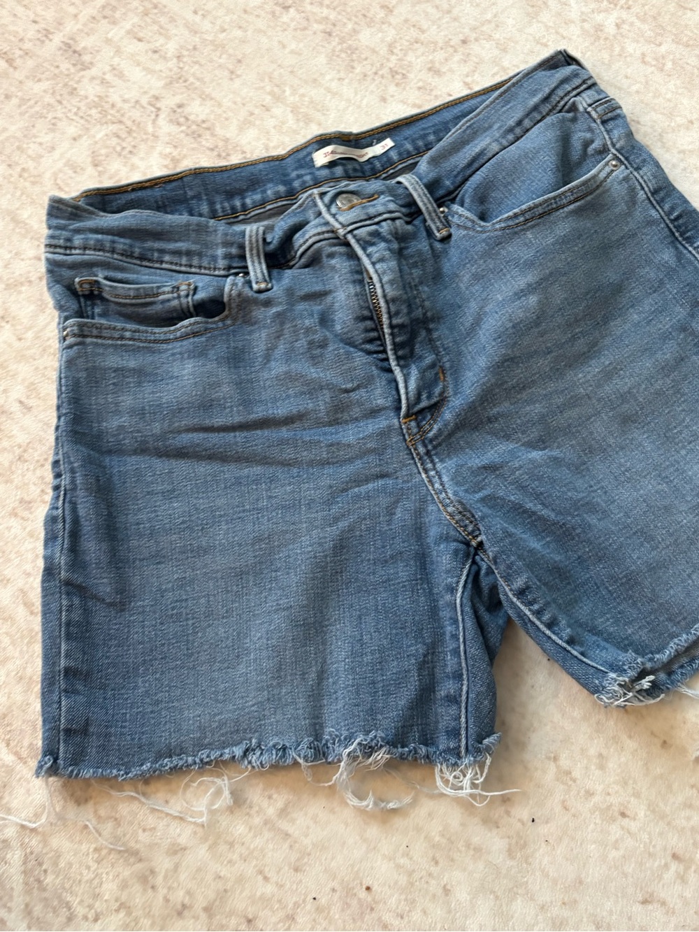 Levi's Men's Light Blue Straight Leg Jeans